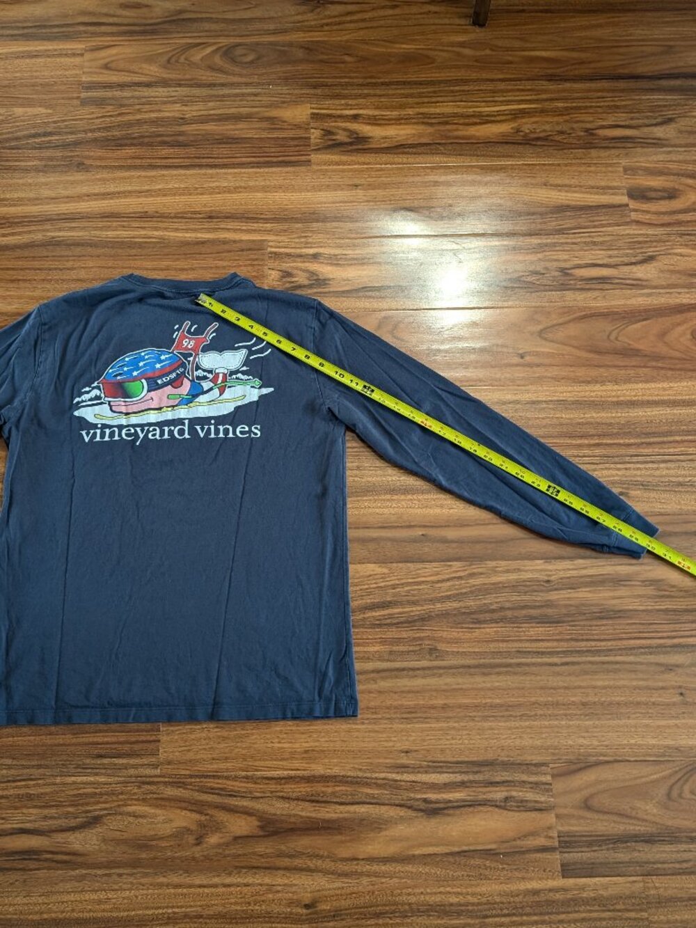 Vineyard Vines Blue Blazer Ski Race Whale Graphic Long Sleeve Pocket Shirt Sz S - Picture 9 of 12